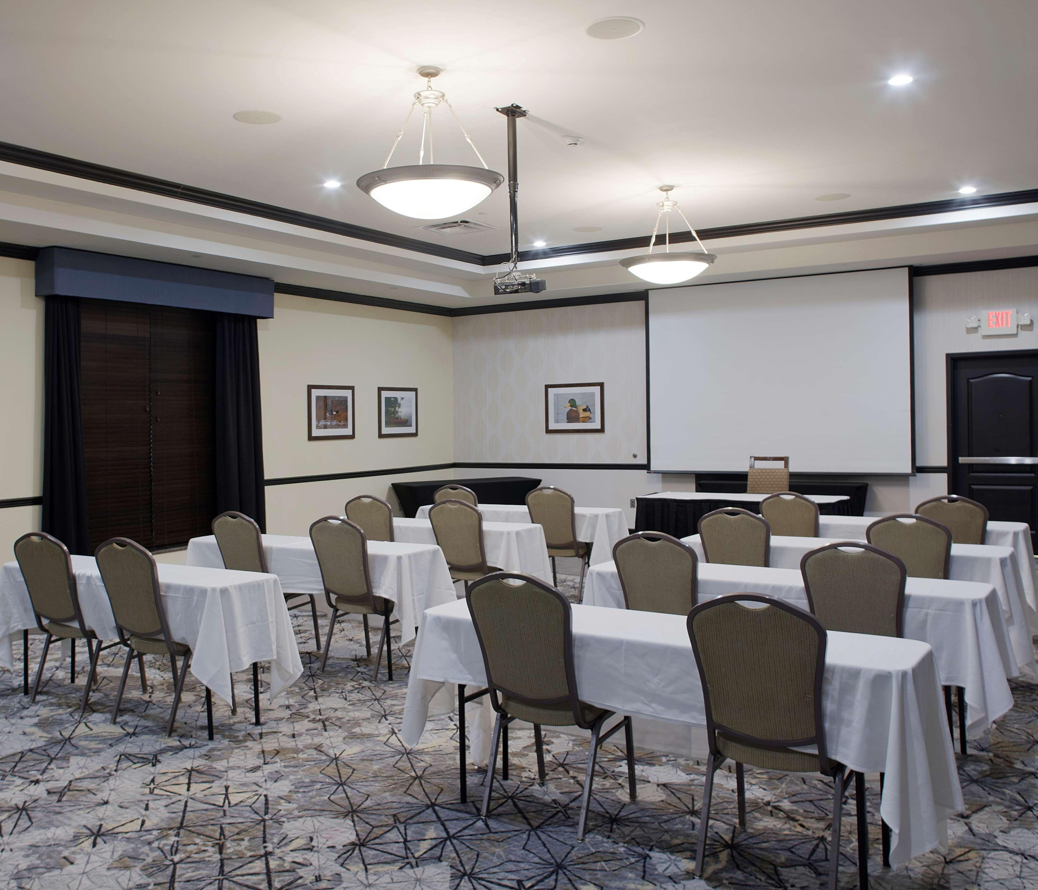 Hilton Garden Inn Jonesboro Ngoại thất bức ảnh
