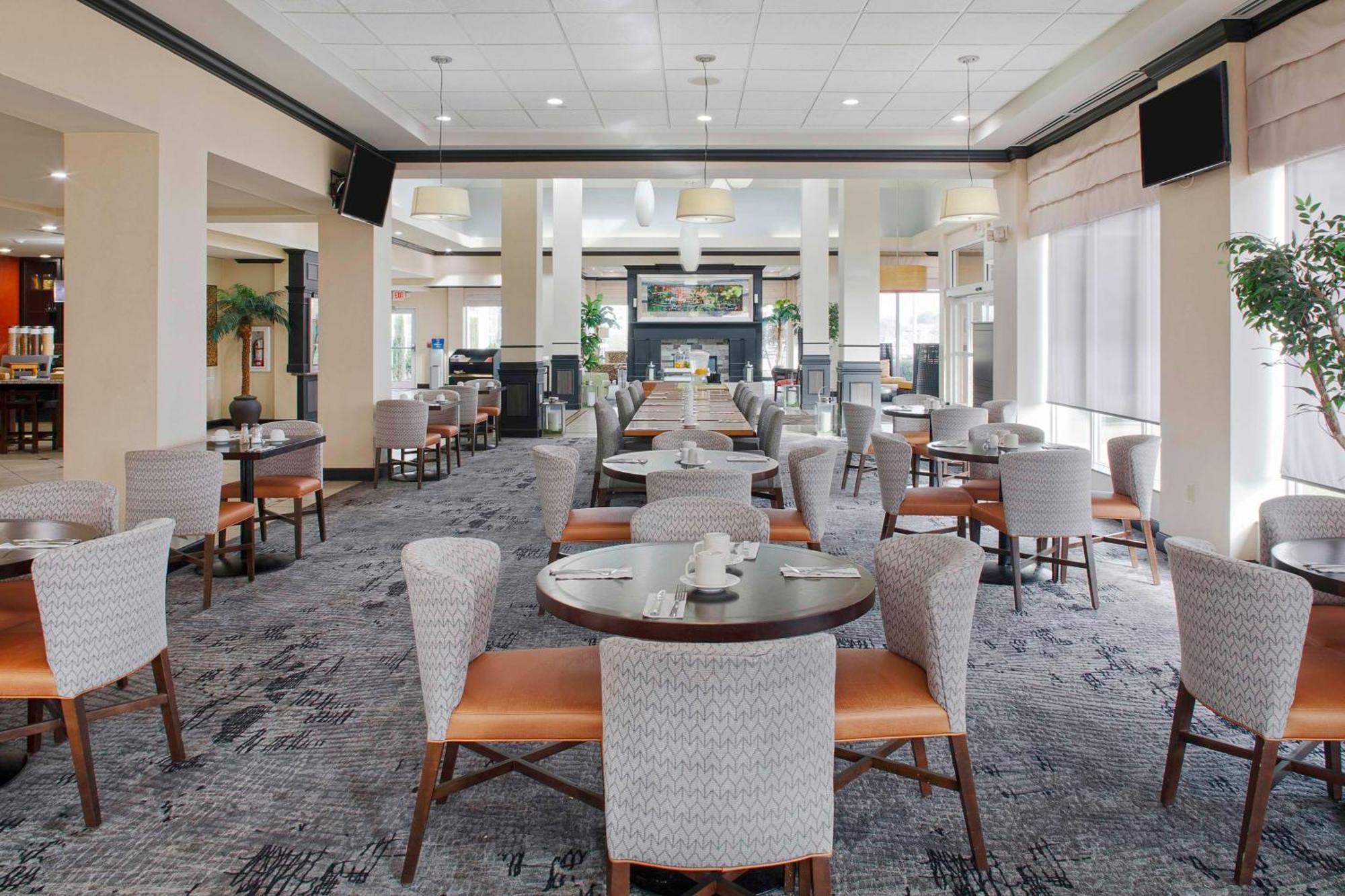 Hilton Garden Inn Jonesboro Ngoại thất bức ảnh