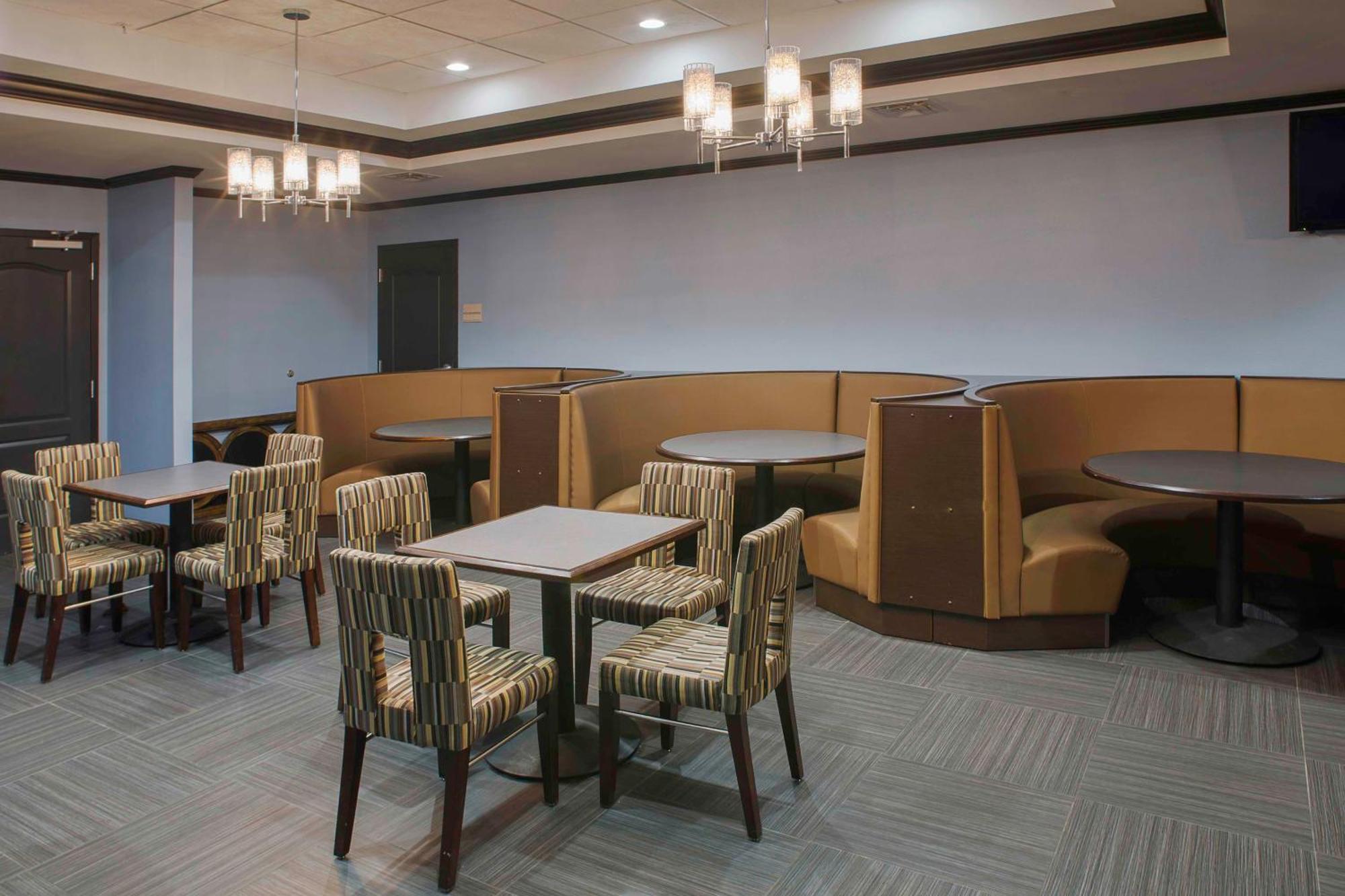 Hilton Garden Inn Jonesboro Ngoại thất bức ảnh